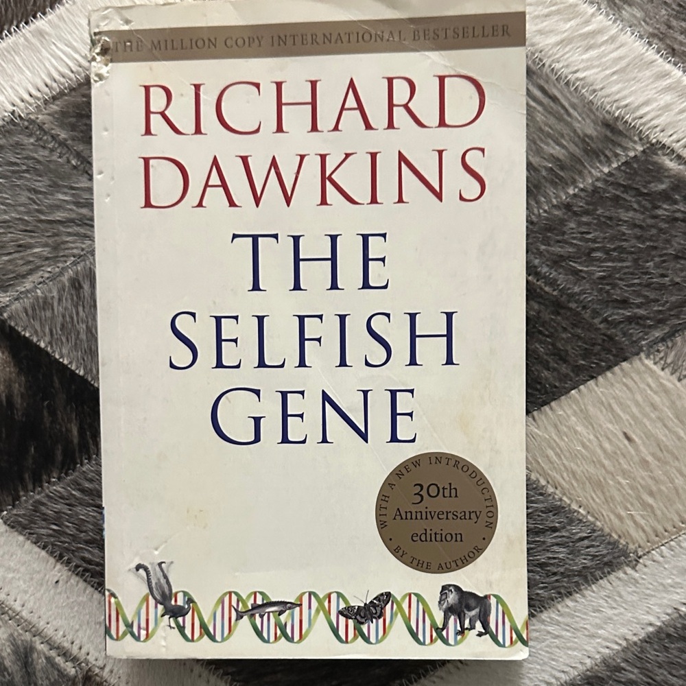 Richard Dawkins The Selfish Gene - White Cover